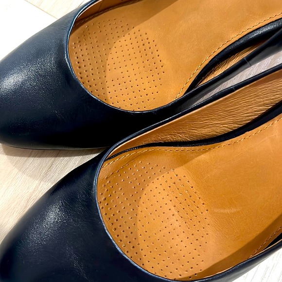 Beautiful all leather (including insoles) Corso Como Heels - Picture 3 of 5